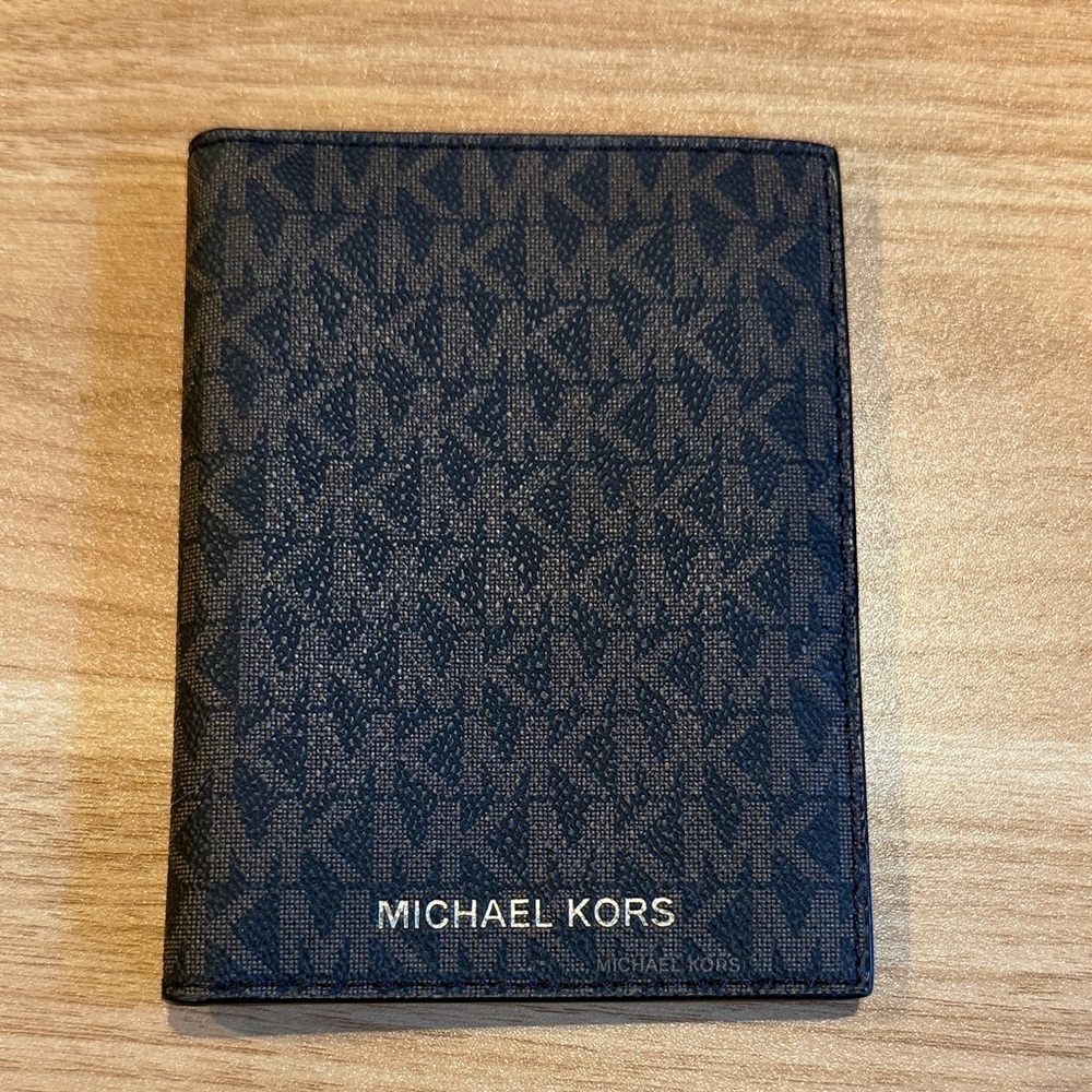 Michael Kors Monogram Card & Passport Holder